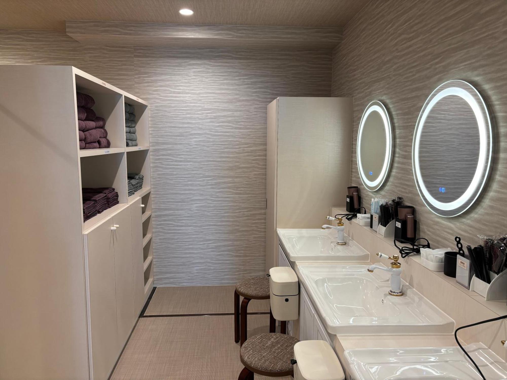 Capsule Hotel Nagasaki Zewnętrze zdjęcie